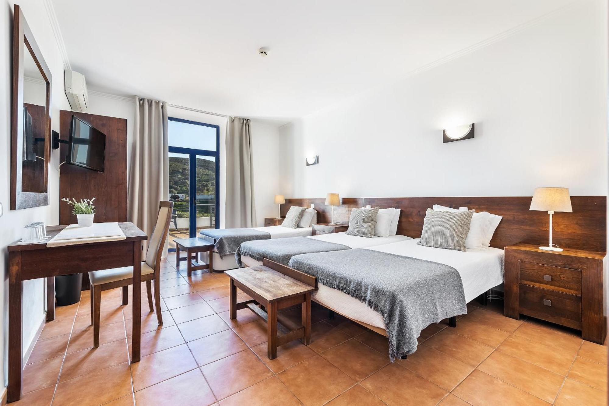 Beira Rio Hotel Mertola Exterior photo